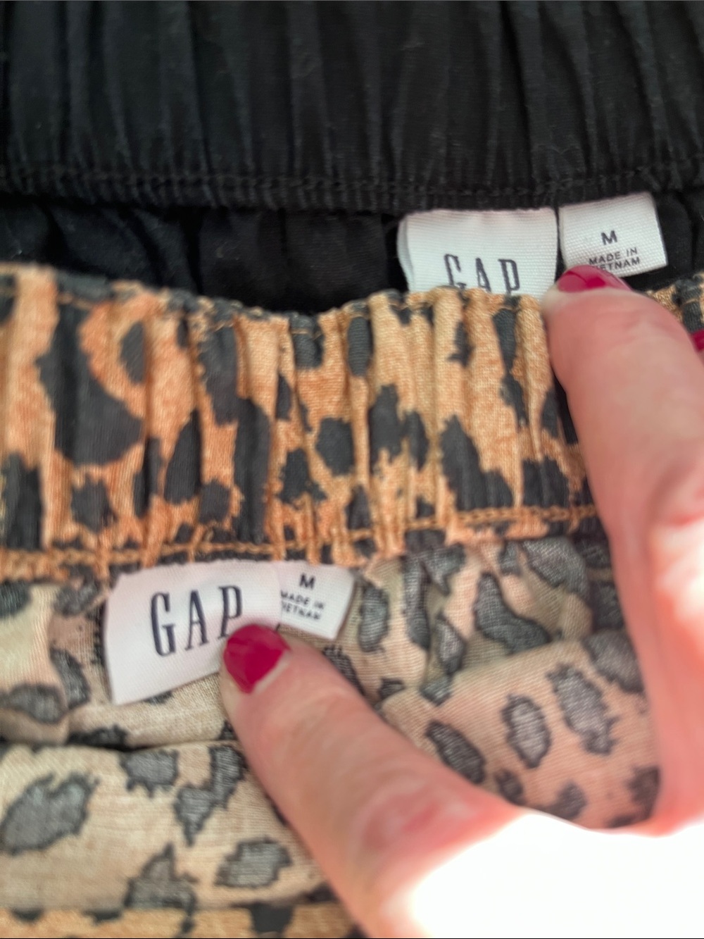 Leopard Print and Black Women's Skirts - Versatile Everyday Styles - Picture 2 of 3